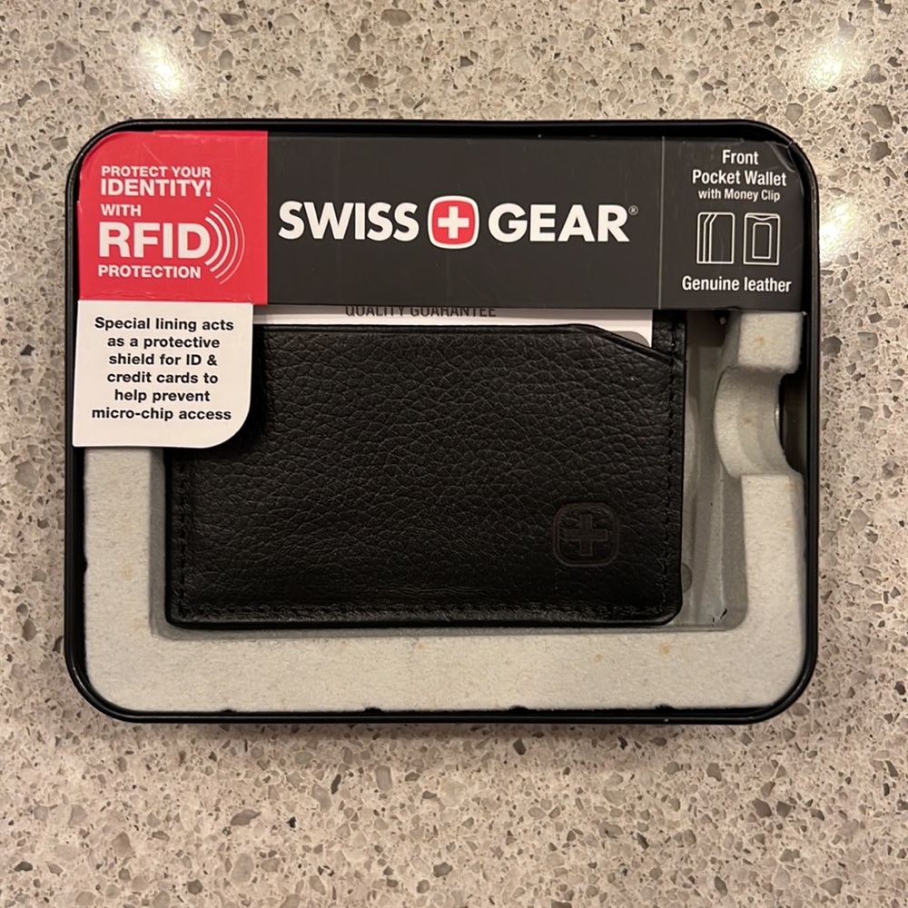 Swiss Gear Front Pocket Wallet with Money Clip